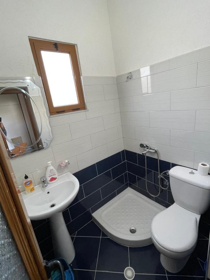 Green Apartments Ксамил Екстериор снимка